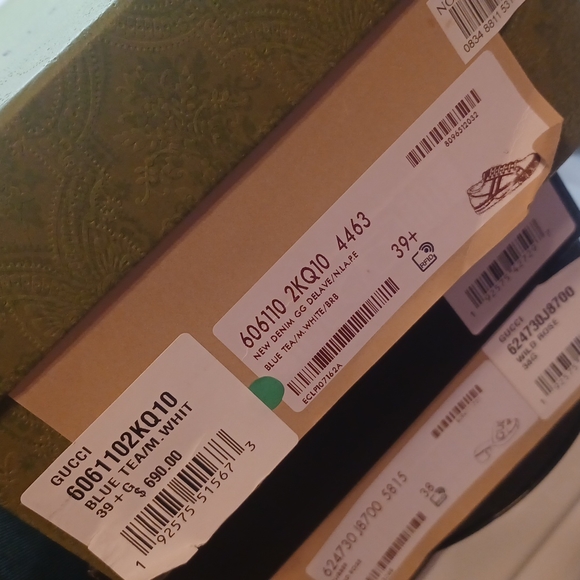 COPY - Authentic Gucci tennis - Picture 9 of 11